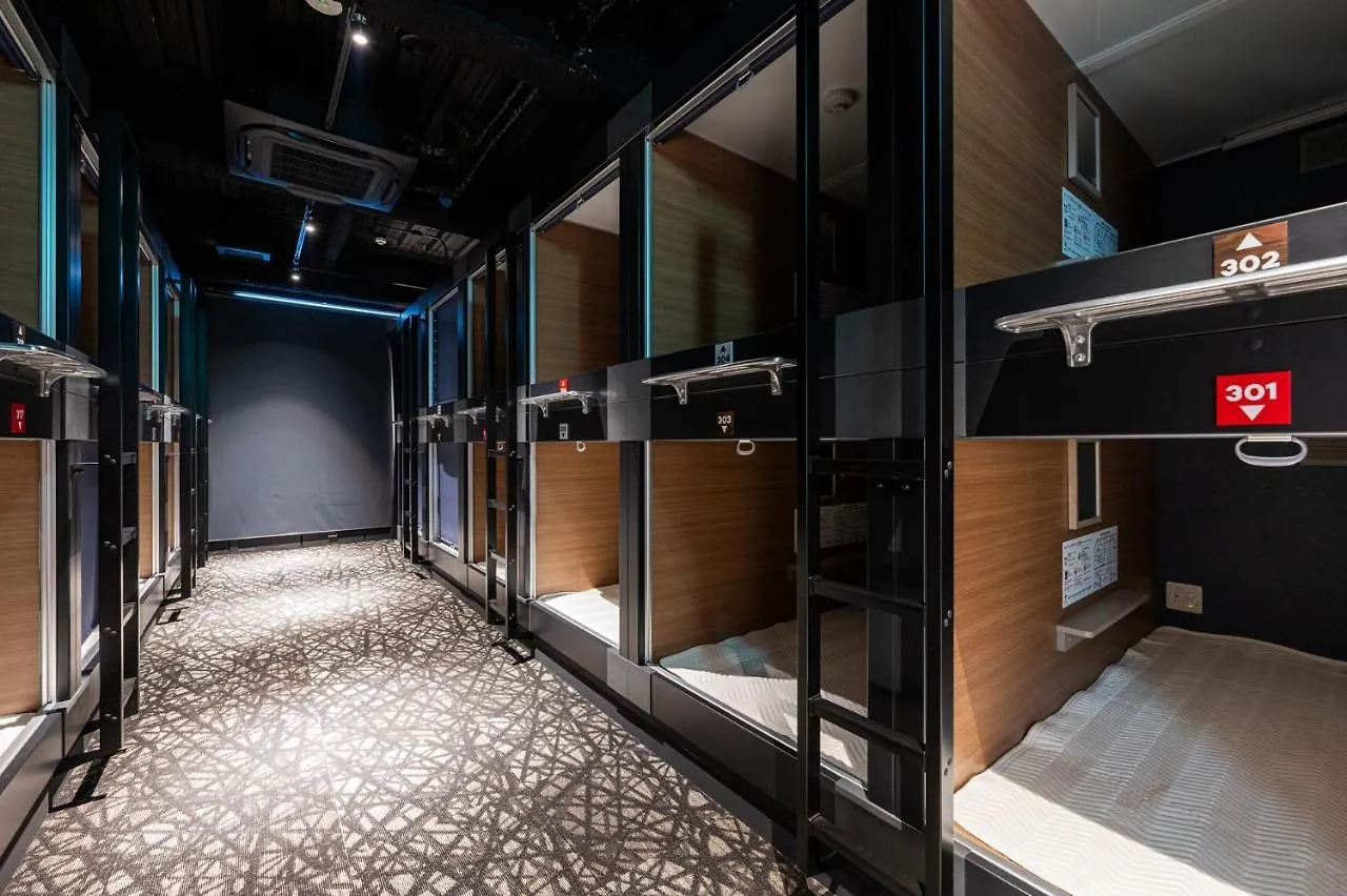 Ninja & Geisha Hotel Osaka Capsule hotel